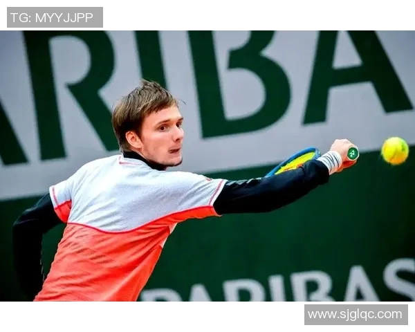 深圳网球队的崛起与发展探秘：凝聚力量的网球精神与未来展望